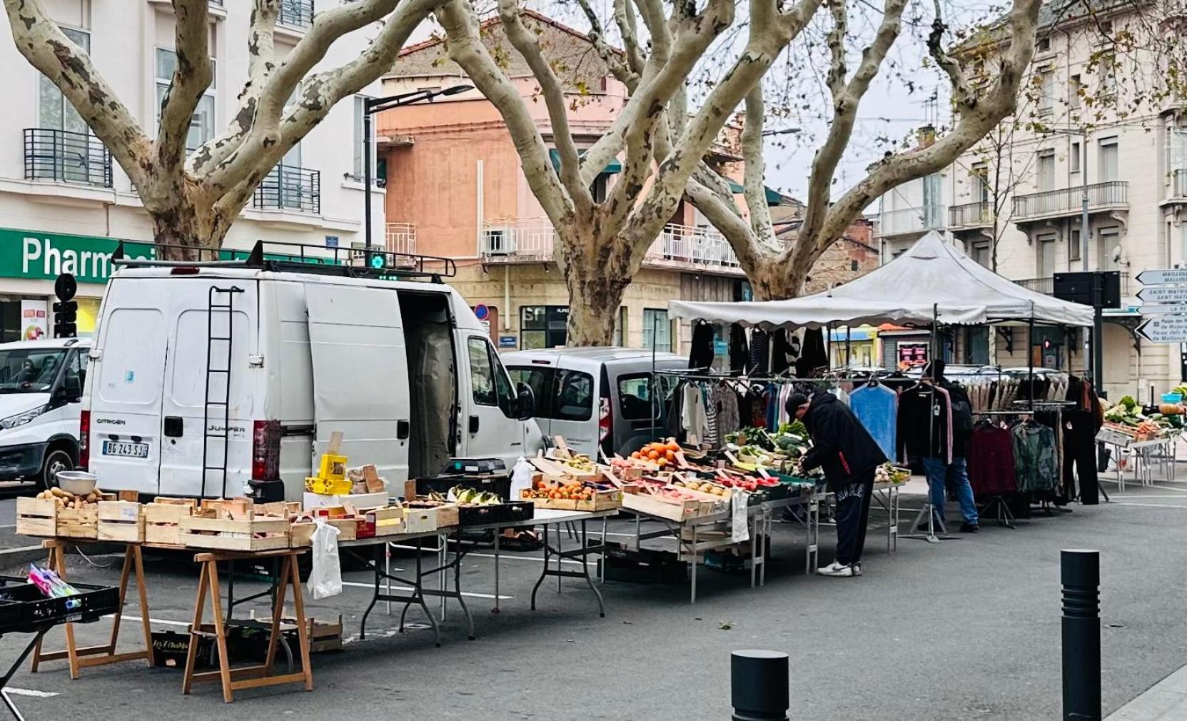 Appartement Lumineux Et Spacieux 2 Chambres Avec Parking Gratuit Dans La Rue Perpignan Kültér fotó