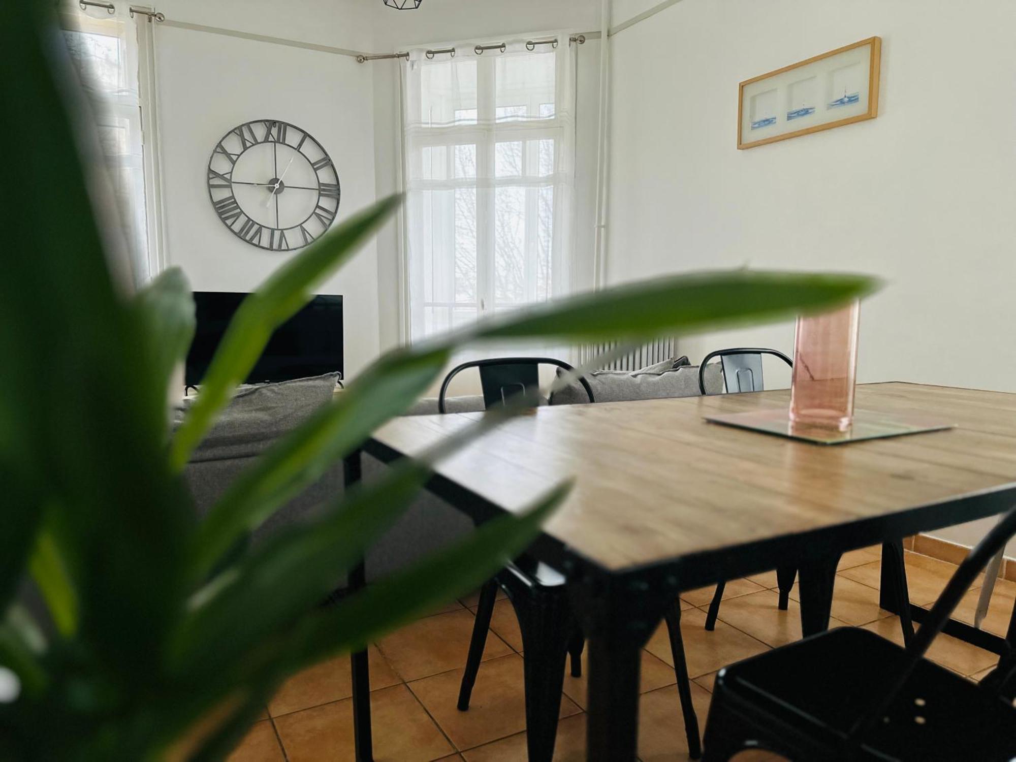 Appartement Lumineux Et Spacieux 2 Chambres Avec Parking Gratuit Dans La Rue Perpignan Kültér fotó